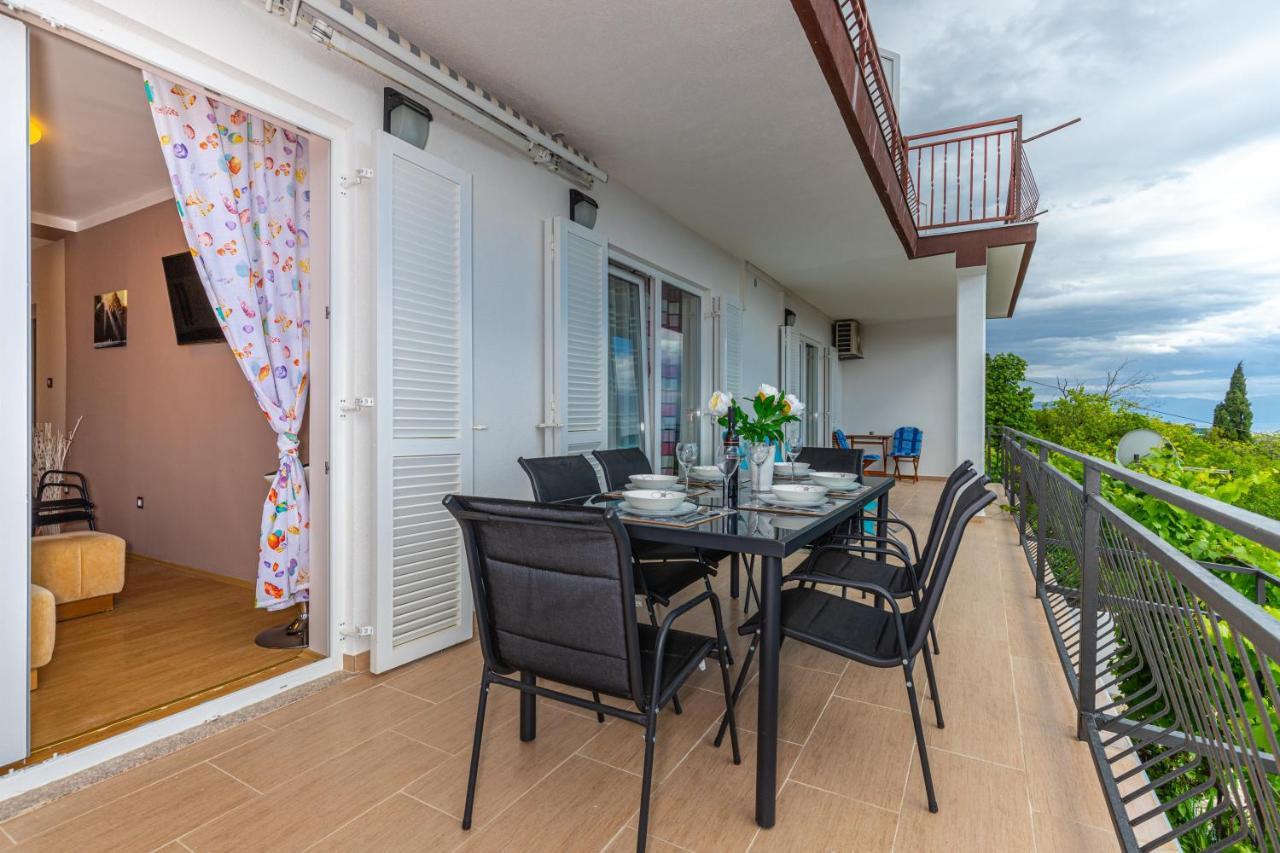 Apartmani Jasminka Dramalj Esterno foto