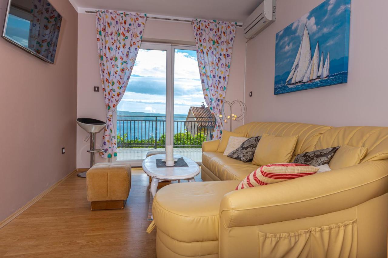 Apartmani Jasminka Dramalj Esterno foto