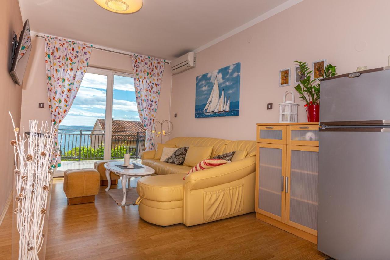Apartmani Jasminka Dramalj Esterno foto